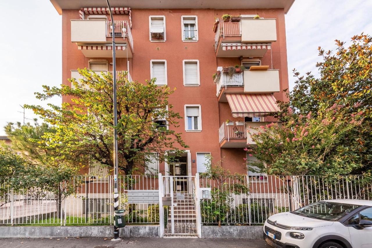 Precotto Comfortable Flat With Balcony Apartment มิลาน ภายนอก รูปภาพ